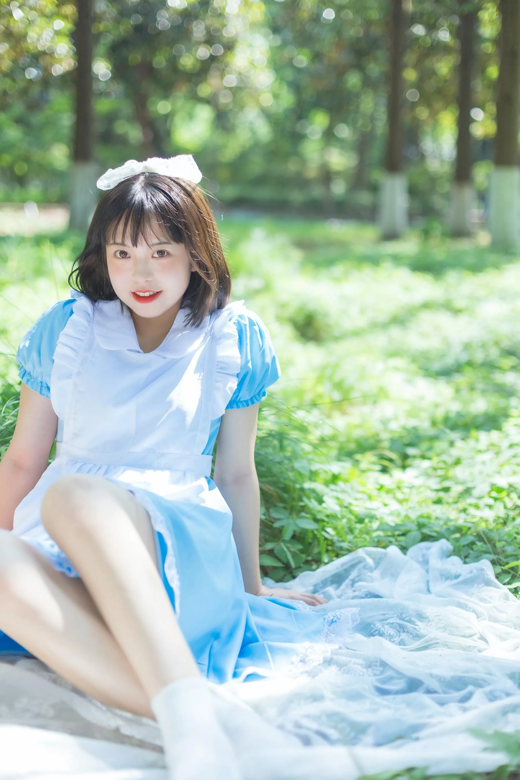 [YITUYU艺图语]2022.08.05 雏菊和草莓 哈吉麻花 [32P]插图8